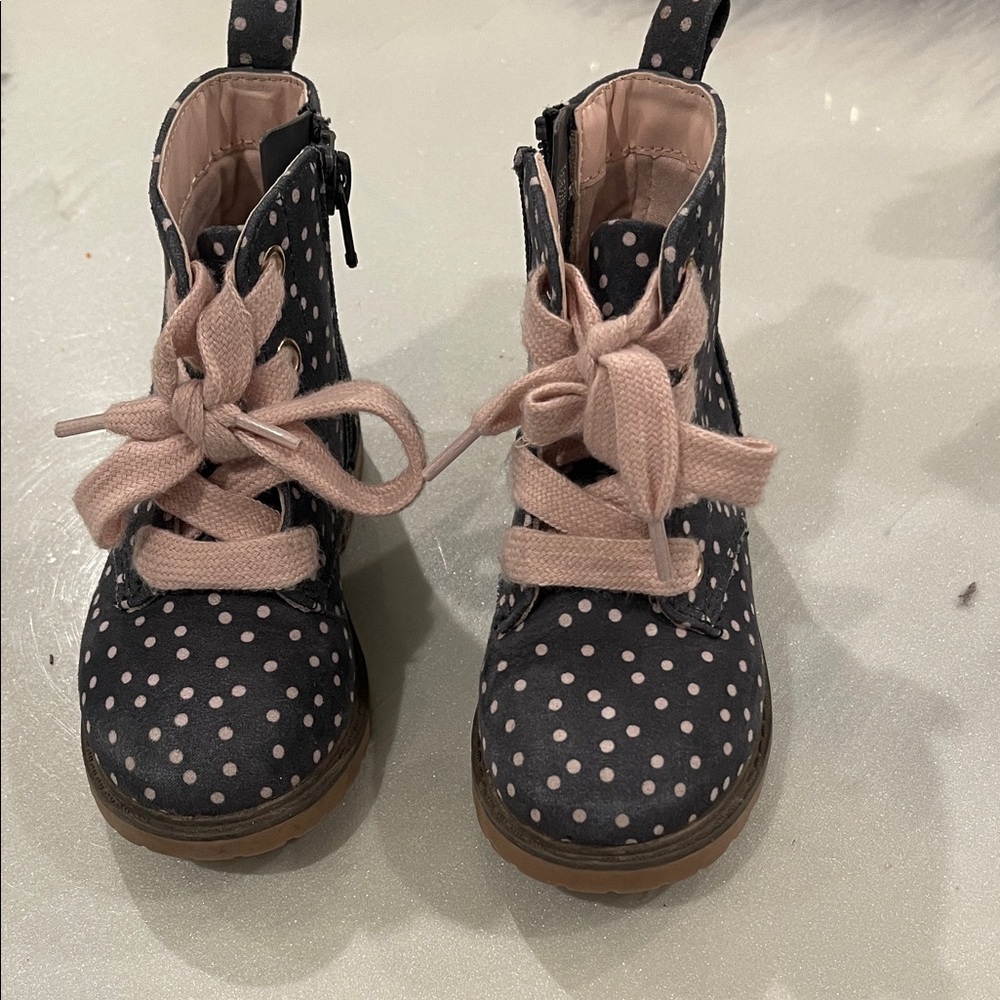Cat & Jack Boots